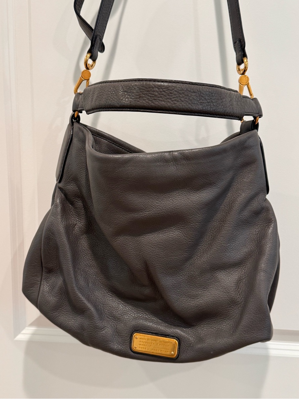 Marc Jacobs Dark Gray Pebbled 100% Leather Shoulder Hobo with handle - Picture 2 of 15
